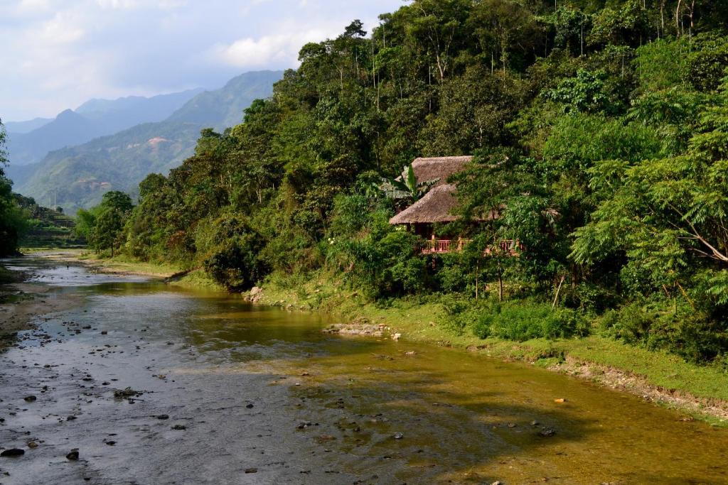 Panhou Retreat Hotel Ha Giang Exterior photo